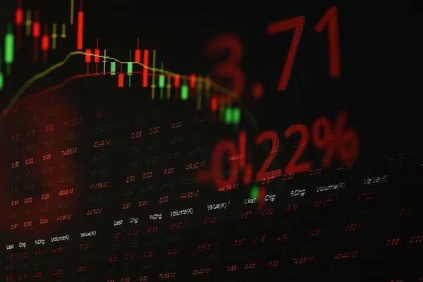 新华锦（600735）投资者索赔案已向法院提交立案